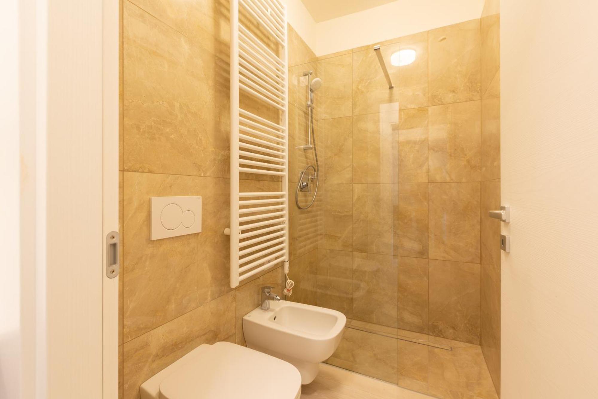 Bullona Elegant Apartment Milano Eksteriør billede
